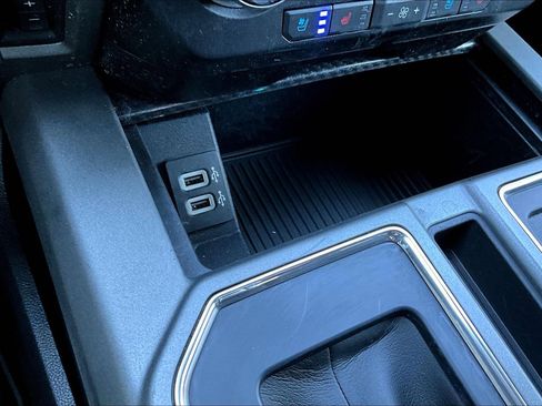 Used 2020 Ford F150 Raptor w/ Equipment Group 802A Luxury image 28