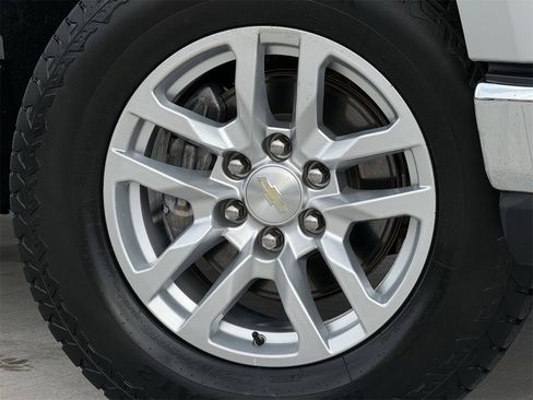 Used 2020 Chevrolet Silverado 1500 LT w/ Texas Edition image 9