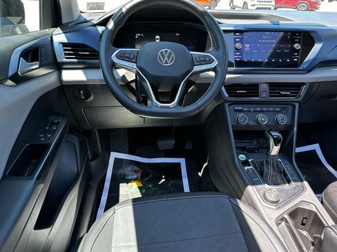 Used 2022 Volkswagen Taos SE AWD/4WD image 21