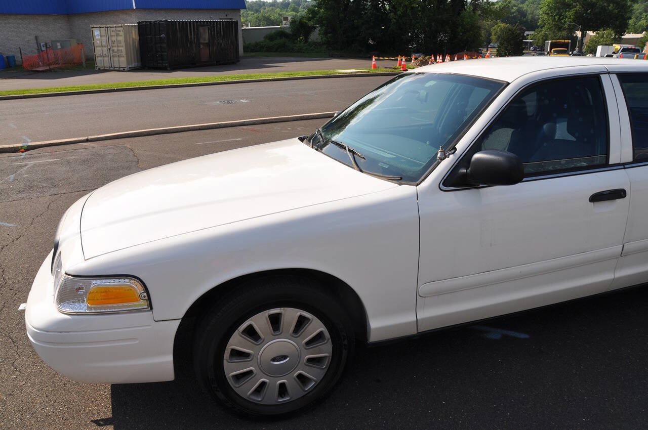 Used 2006 Ford Crown Victoria Police Interceptor RWD image 13