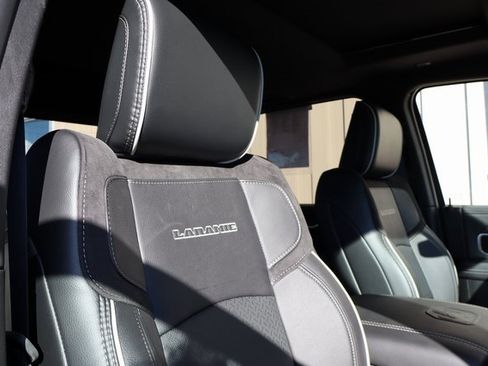 Used 2025 RAM 3500 Laramie image 57