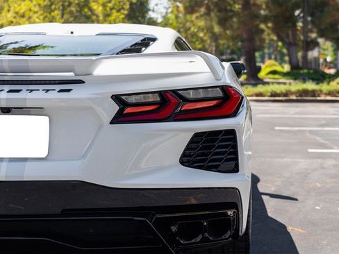 Used 2023 Chevrolet Corvette Stingray Premium Cpe w/ Z51 Performance Package image 45