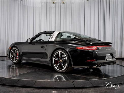 Used 2015 Porsche 911 Targa 4S AWD/4WD image 13