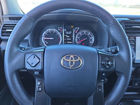 Used 2021 Toyota 4Runner TRD Off-Road Premium image 15