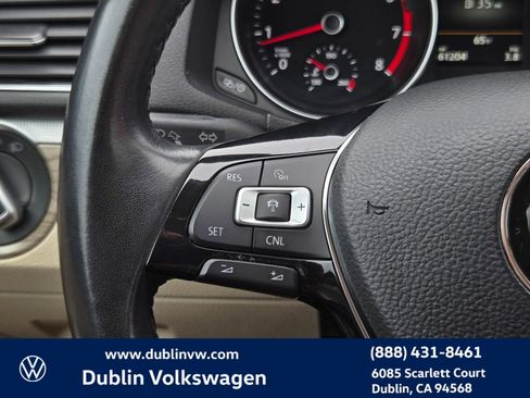 Used 2018 Volkswagen Passat 2.0T SE image 22