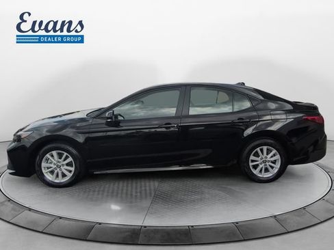 Used 2026 Toyota Camry LE FWD image 3