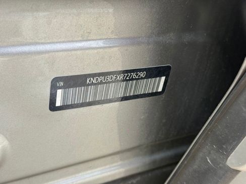 Used 2024 Kia Sportage LX FWD image 6