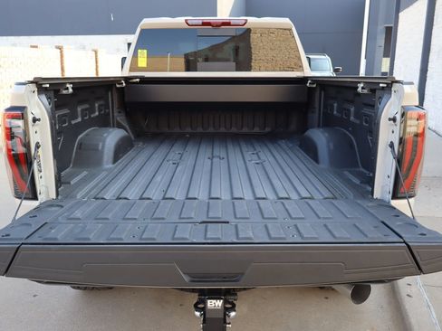 Used 2026 GMC Sierra 2500 AT4X AWD/4WD image 30