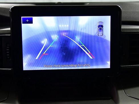 Used 2020 Ford Explorer XLT w/ Equipment Group 202A AWD/4WD image 24