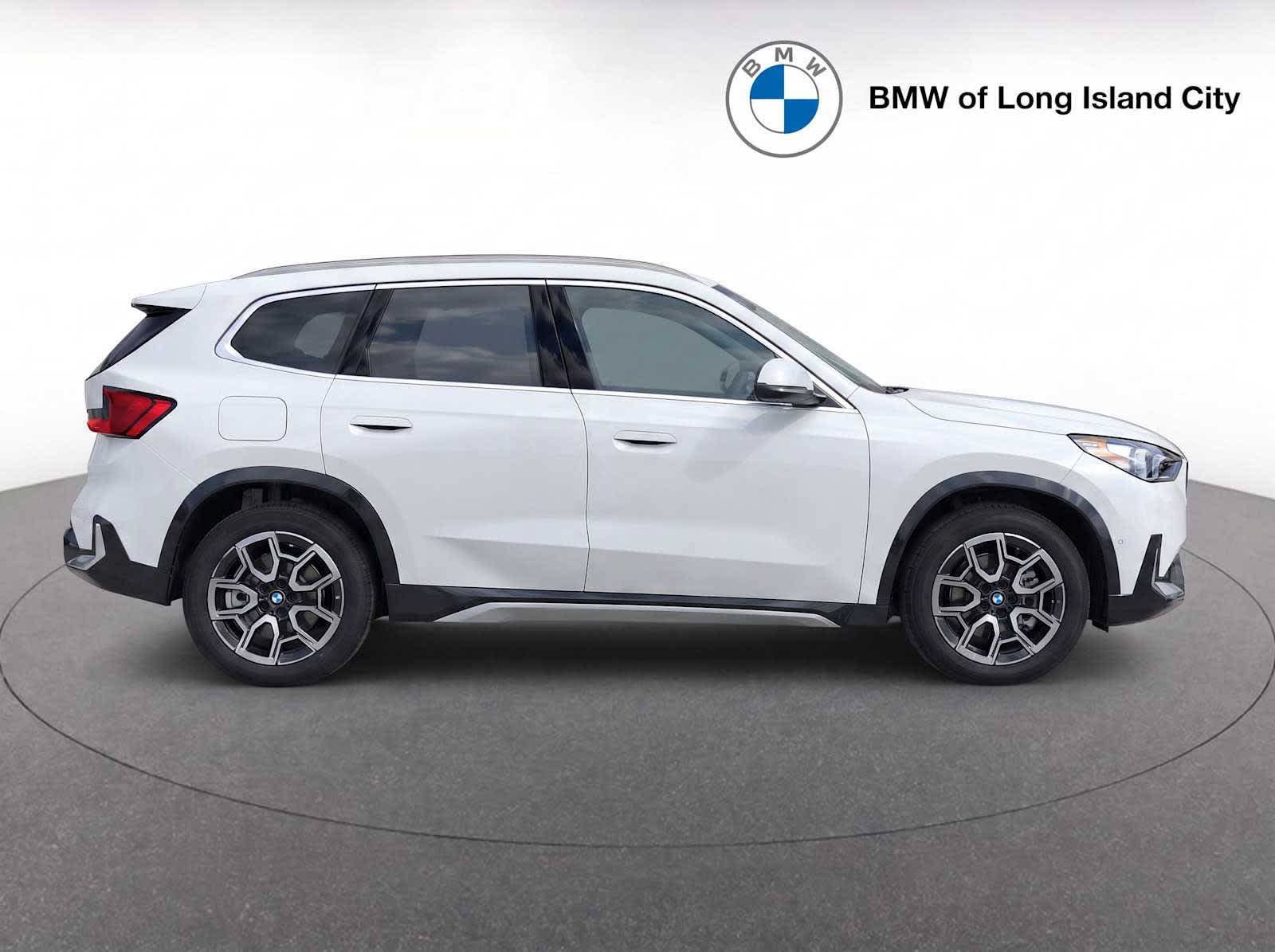 New 2026 BMW X1 xDrive28i w/ Technology Package AWD/4WD image 8