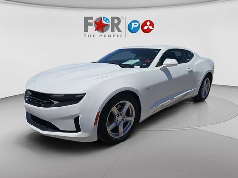 Used 2023 Chevrolet Camaro LT RWD image 22