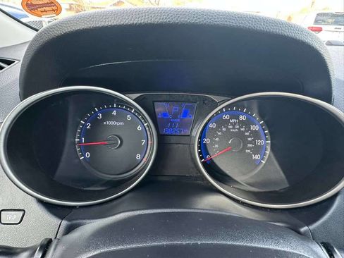 Used 2012 Hyundai Tucson GLS image 15