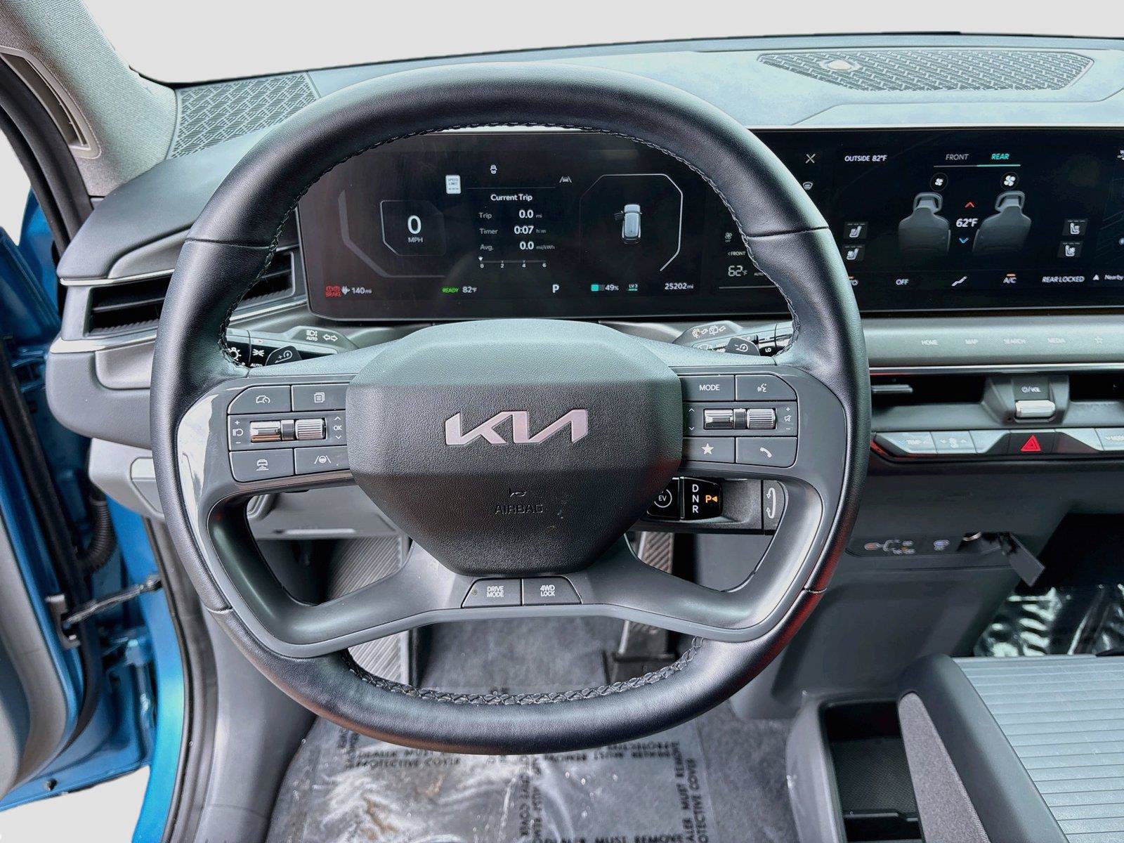 Used 2024 Kia EV9 Land AWD/4WD image 11