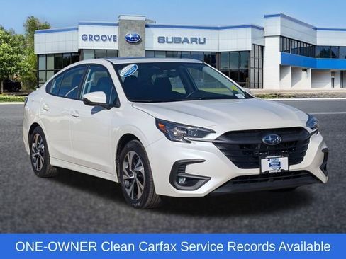 Used 2025 Subaru Legacy Premium image 1