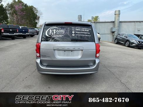 Used 2016 Dodge Grand Caravan American Value Package image 6