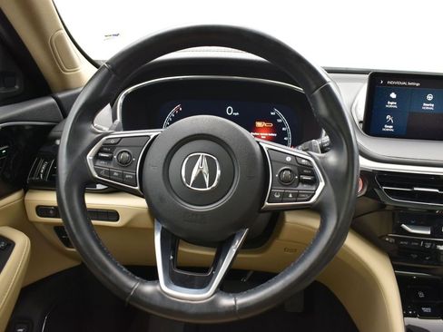 Used 2023 Acura MDX FWD image 32