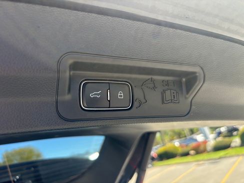 Certified 2023 Ford Explorer Limited w/ Limited Technology Package AWD/4WD image 50