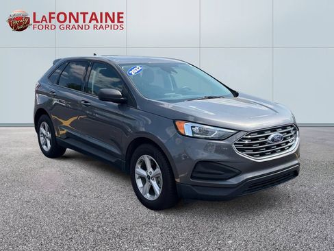 Used 2022 Ford Edge SE AWD/4WD image 3
