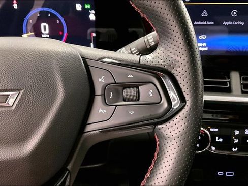 Used 2024 Chevrolet Trax RS w/ Sunroof Package image 28