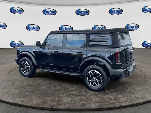 Used 2022 Ford Bronco 4-Door AWD/4WD image 3