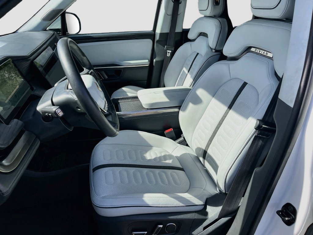 Used 2023 Rivian R1S Adventure Quad AWD/4WD image 20
