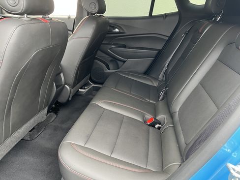 Used 2025 Chevrolet Trax RS w/ Driver Confidence Package FWD image 14