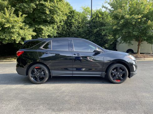 Used 2019 Chevrolet Equinox LT FWD image 10