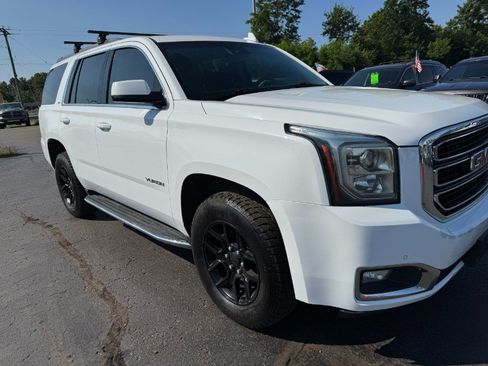 Used 2019 GMC Yukon SLT AWD/4WD image 12