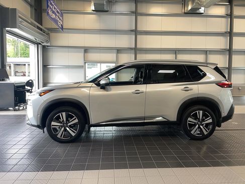 Used 2022 Nissan Rogue SL w/ SL Premium Package AWD/4WD image 4