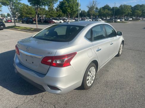 Used 2017 Nissan Sentra SV FWD image 5