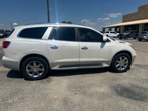 Used 2009 Buick Enclave CXL FWD image 6