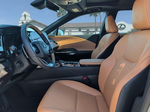 Certified 2025 Lexus RX 350 Premium w/ Convenience Package image 11