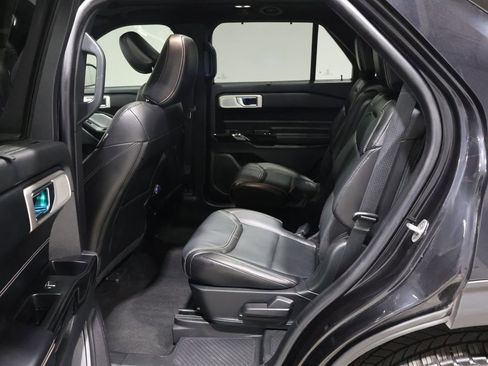 Used 2022 Ford Explorer ST w/ Equipment Group 401A image 19