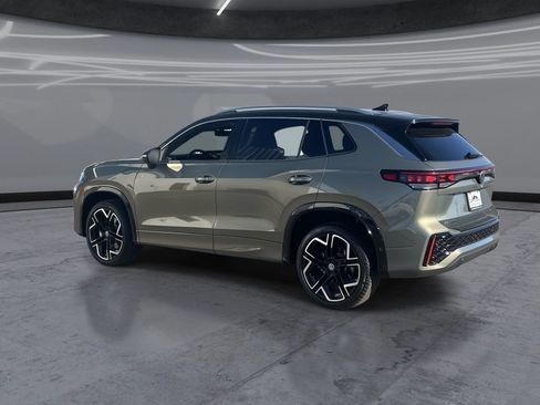 New 2026 Volkswagen Tiguan SEL R-Line AWD/4WD image 4