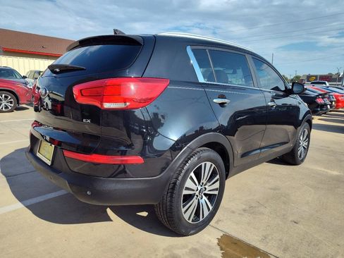 Used 2016 Kia Sportage EX w/ EX Premium Package FWD image 4