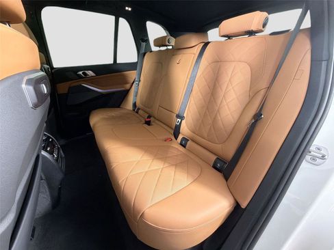 New 2026 BMW X5 xDrive50e AWD/4WD image 23
