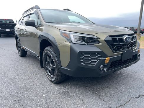Used 2025 Subaru Outback Wilderness image 3