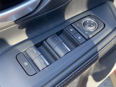 Certified 2026 Toyota Grand Highlander XLE image 23