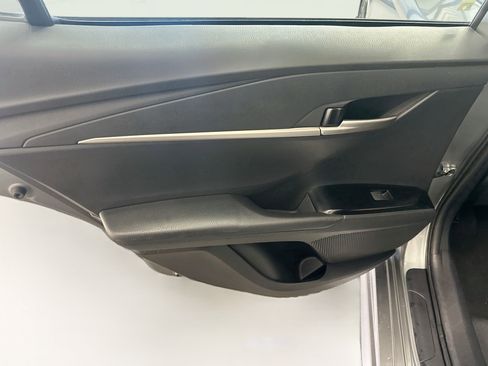 Used 2025 Toyota Camry SE FWD image 27