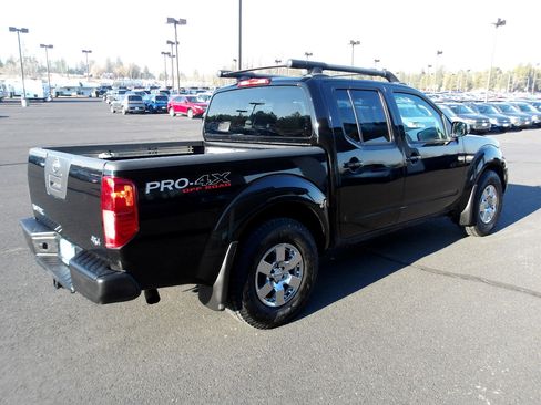 Used 2009 Nissan Frontier PRO-4X image 5