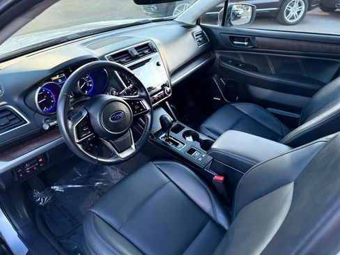 Used 2019 Subaru Outback 3.6R Limited w/ Popular Package #2 image 11