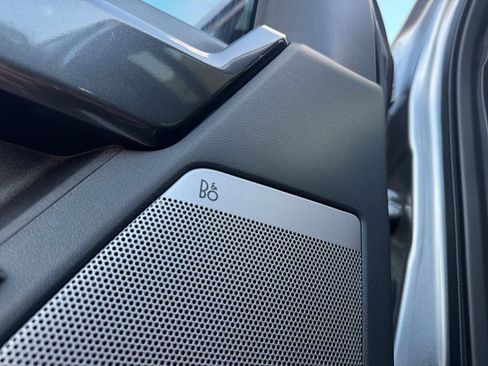 Used 2021 Ford F150 Lariat w/ Equipment Group 502A High image 22