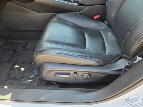 Used 2025 Honda Accord Sport image 11