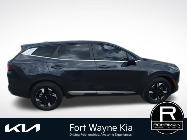 Certified 2026 Kia Sportage LX FWD image 4