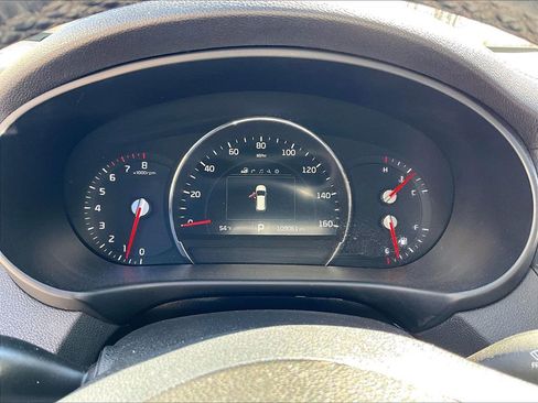 Used 2016 Kia Sorento SX image 18