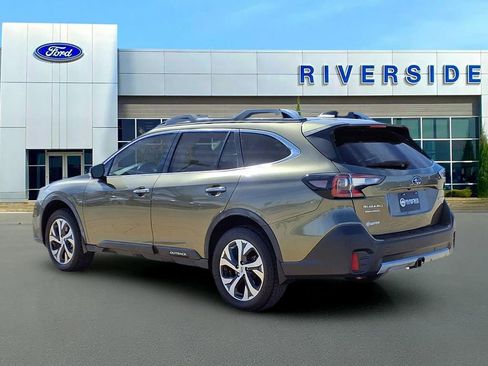 Used 2020 Subaru Outback Touring w/ Popular Package #2 image 4