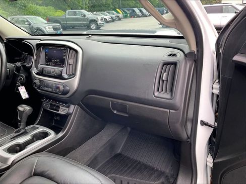 Used 2021 Chevrolet Colorado ZR2 AWD/4WD image 12