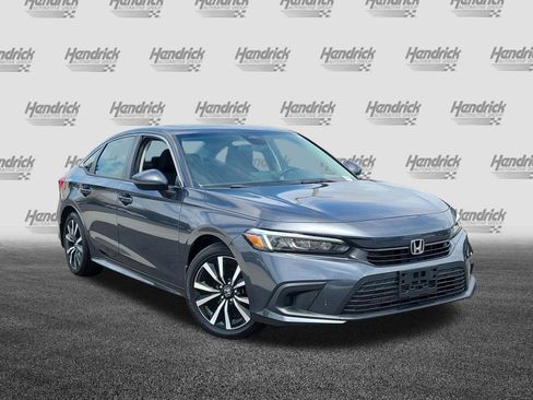 Used 2024 Honda Civic EX image 2