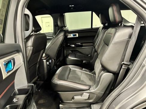 Used 2023 Ford Explorer ST-Line w/ Class IV Trailer Tow Package RWD image 20