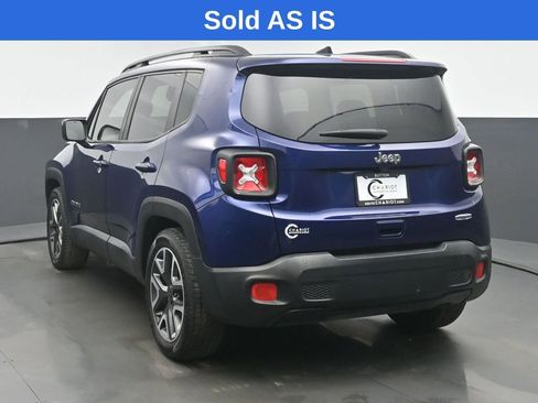 Used 2018 Jeep Renegade Latitude FWD image 4